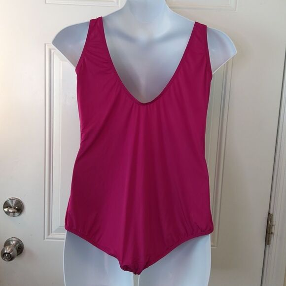 Bleu ice magenta and black Paisley one piece swimsuit with front bow - Picture 6 of 8